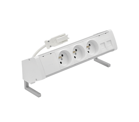 Biurkowy zestaw gniazd: 3x250V typ E+plakietka 2xRJ45 z mocowaniem Keystone, szybkozłącze w układzie Wieland, aluminium biały Simon 480 48410E300K00000-30