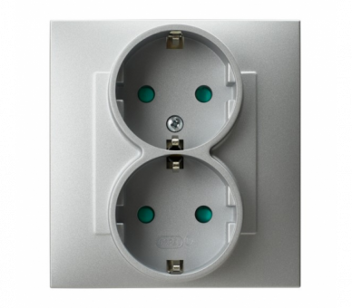 Gniazdo podwójne z uziemieniem schuko z przesłonami torów prądowych, kompletne z ramką Srebro Ospel Szafir
