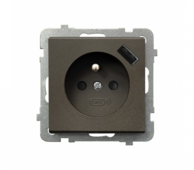 Gniazdo pojedyncze z uziemieniem z przesłonami torów prądowych, z ładowarką USB A+C Czekoladowy metalik Ospel Sonata