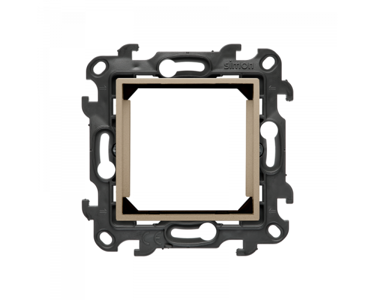 Adapter (przejściówka) na osprzęt standardu 45×45 mm, (moduł), Simon 24, IP20, szampański mat Simon 24 NA45.01/34